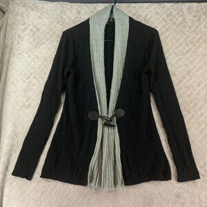One A Womens Medium Cardigan Sweater Black Toggle Closure Lightweight Fitted